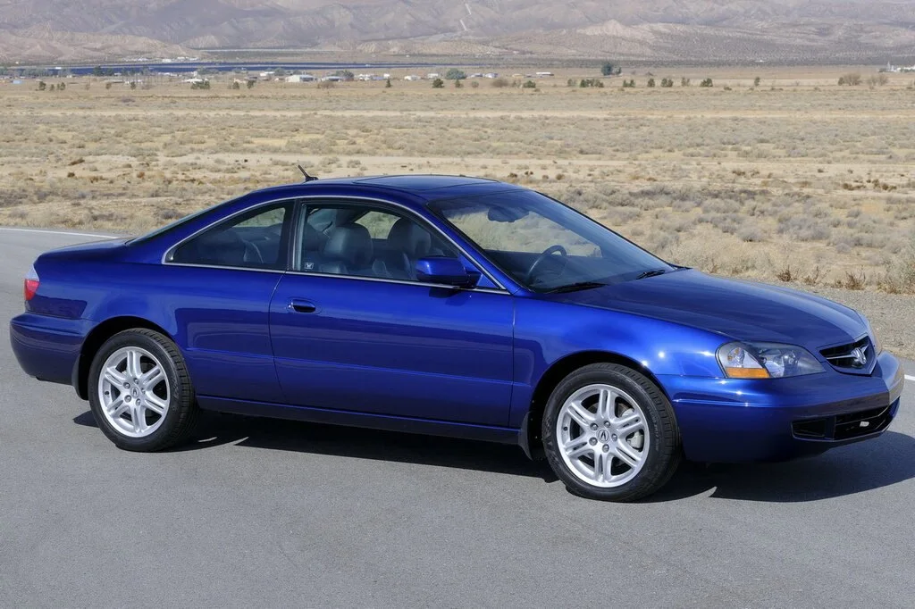 Фото Acura CL (2003) — вид сбоку. Профиль: длина кузова, линия крыши и посадка на колёсах Acura CL (2003) — вид сбоку