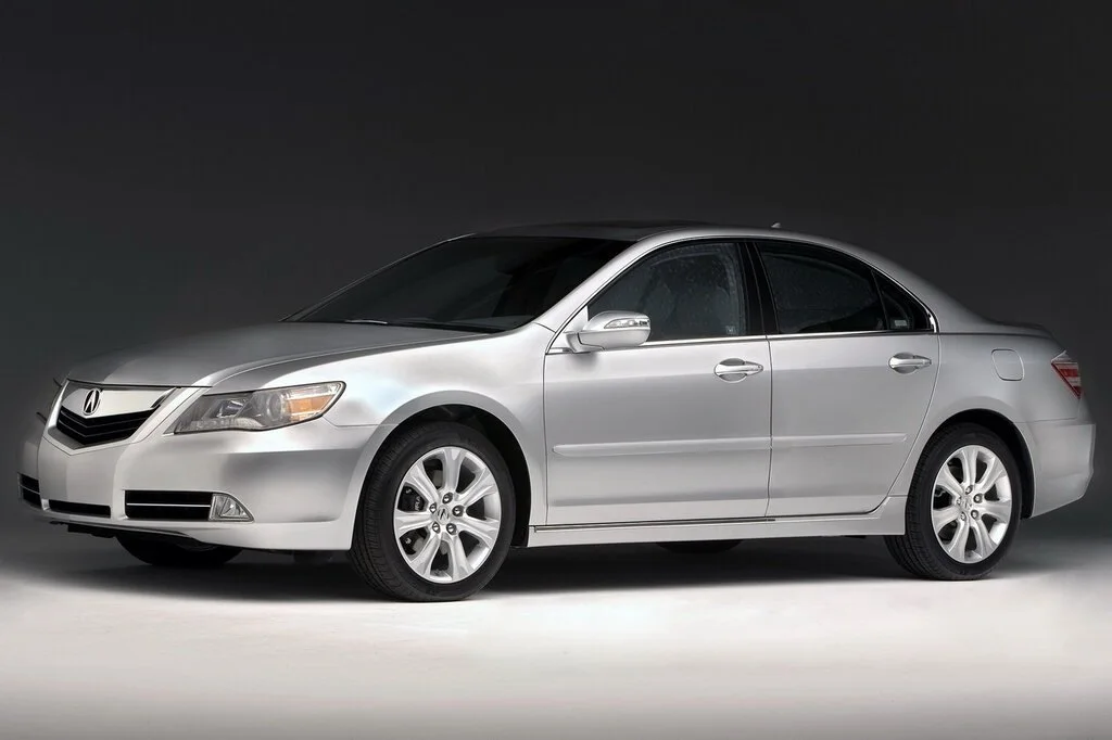 Фото Acura RL (2012) — внешний вид, фото 8. Общий вид машины снаружи Acura RL (2012) — внешний вид, фото 8