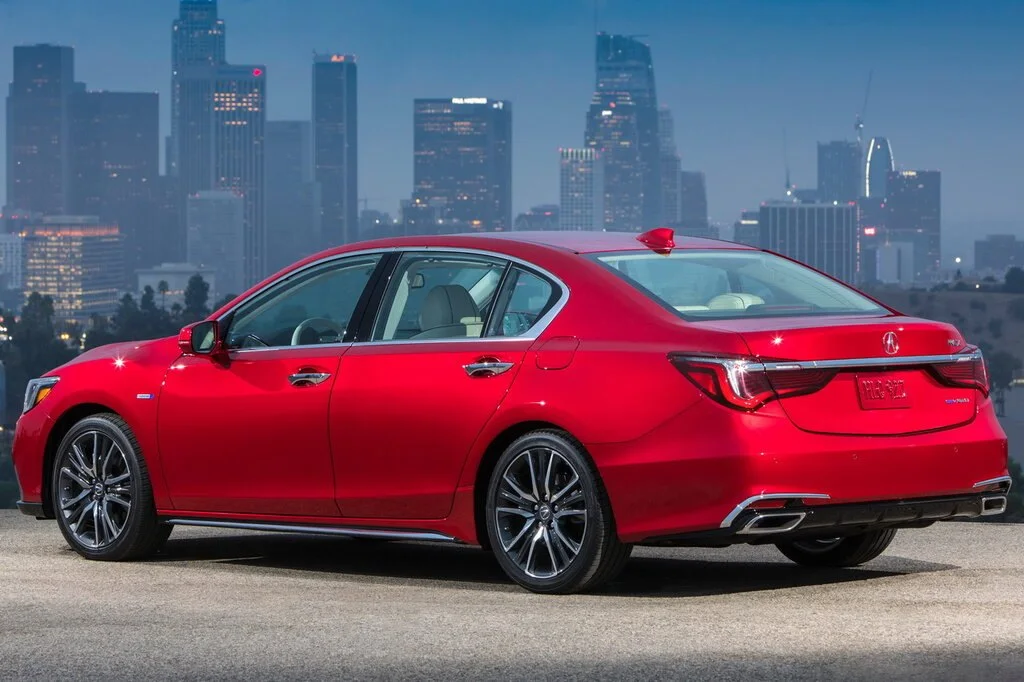Фото Acura RLX (2017) — вид сзади. Корма: рисунок фонарей, бампер и оформление пятой двери Acura RLX (2017) — вид сзади