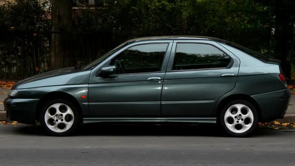 Alfa Romeo 146