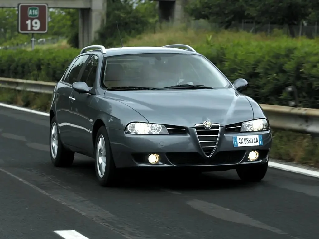 Alfa Romeo 156 (2007) — внешний вид, фото 3