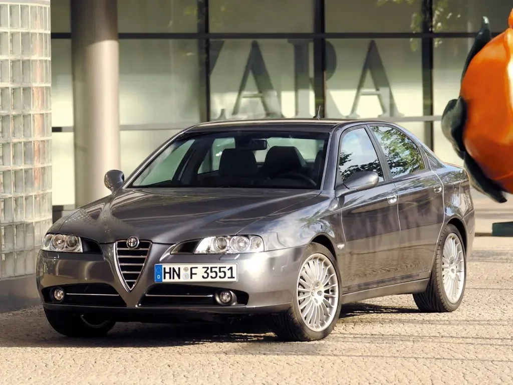 Alfa Romeo 166