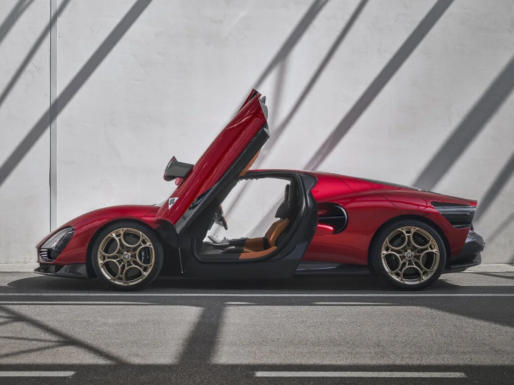 Alfa Romeo 33 Stradale