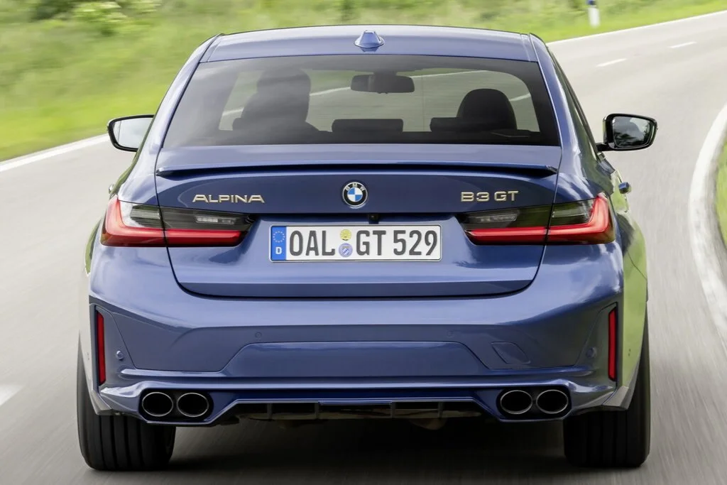 Alpina B3 (2024) — вид сзади, фото 2
