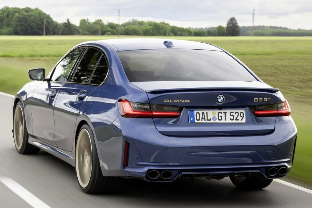 Alpina B3 (2024) — вид сзади, фото 3