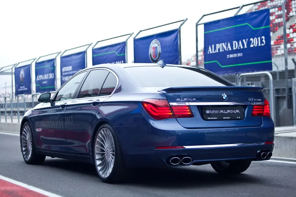 Alpina B7