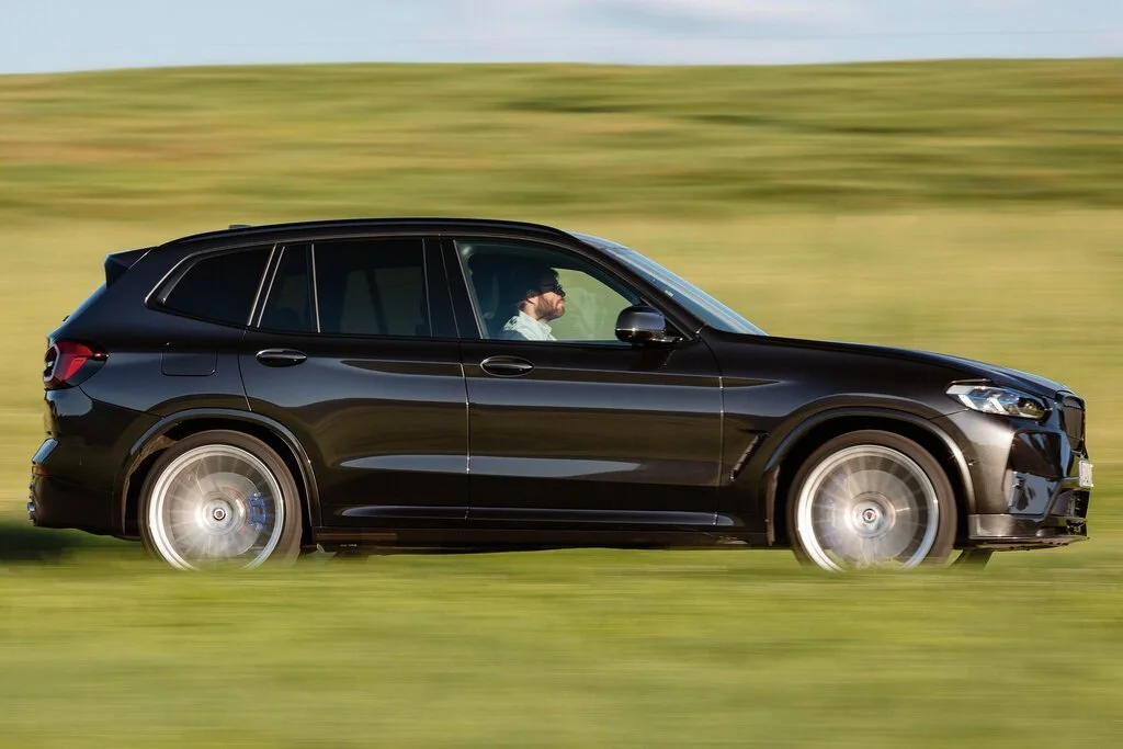 Alpina XD3 (2021) — вид сбоку