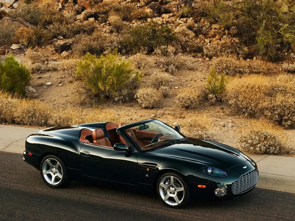 Фото Aston Martin AR1 (2003) — внешний вид, фото 4. Общий вид машины снаружи Aston Martin AR1 (2003) — внешний вид, фото 4
