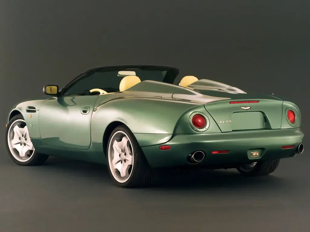 Aston Martin AR1 (2003) — вид сзади