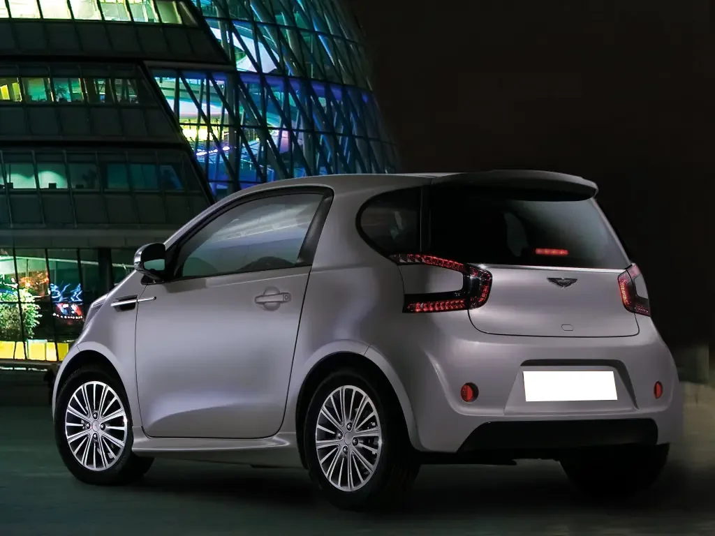 Aston Martin Cygnet (2013) — вид сзади