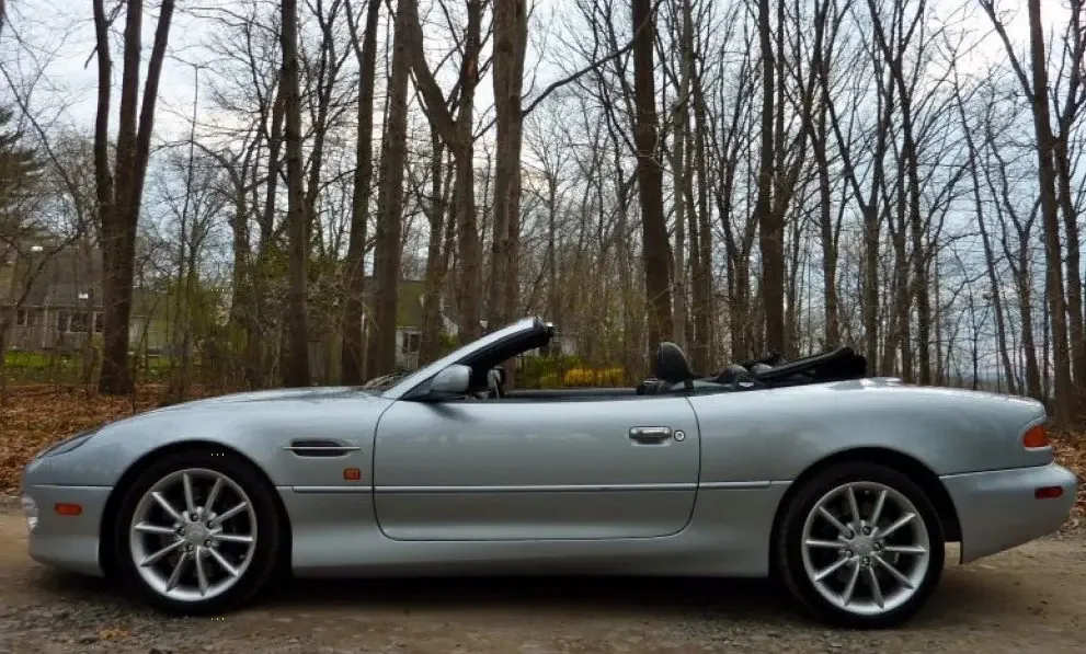 Aston Martin DB7 (2003) — вид сбоку, фото 3