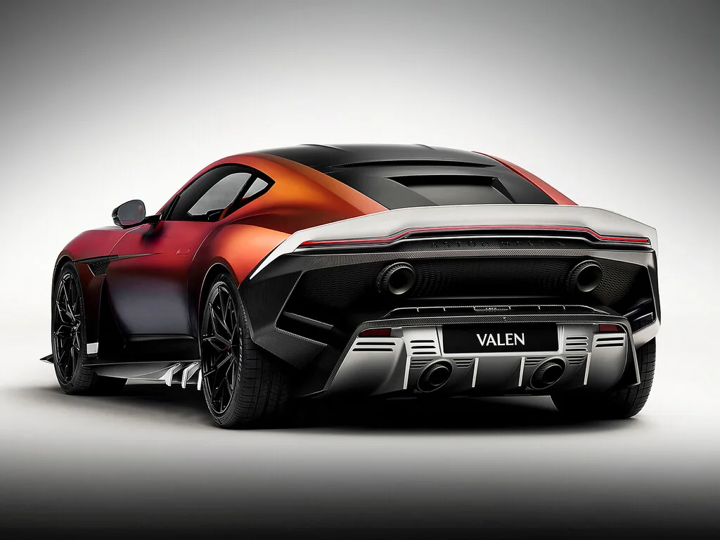 Aston Martin Valen (2026) — вид сзади, фото 3