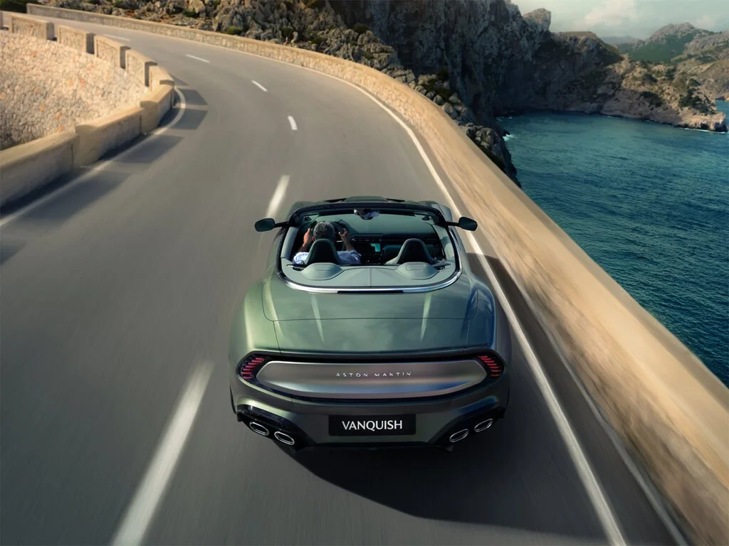Aston Martin Vanquish (2025) — внешний вид, фото 2