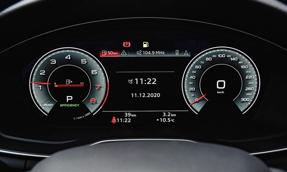 Фото Audi A5 (2024) — приборная панель. Экран приборов за рулём — вся ходовая информация перед глазами. Компоновка приборов настраивается в меню у большинства версий Audi A5 (2024) — приборная панель