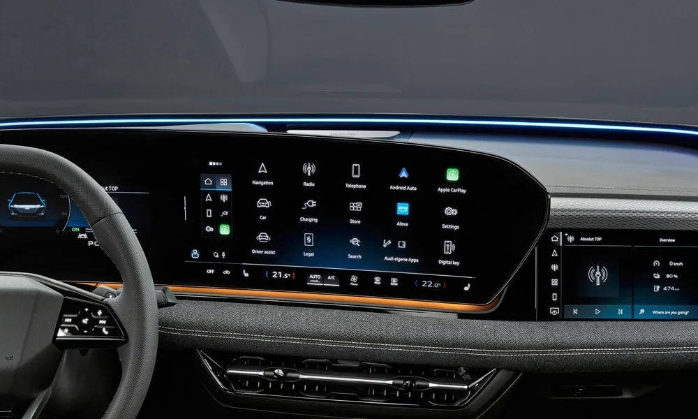 Фото Audi A6 Sportback e-tron (2024) — экран мультимедиа. Интерфейс медиасистемы крупным планом. Поддержка смартфонов и обновления «по воздуху» — ключевые вопросы к медиасистеме; наличие русификации уточняйте у дилера Audi A6 Sportback e-tron (2024) — экран мультимедиа