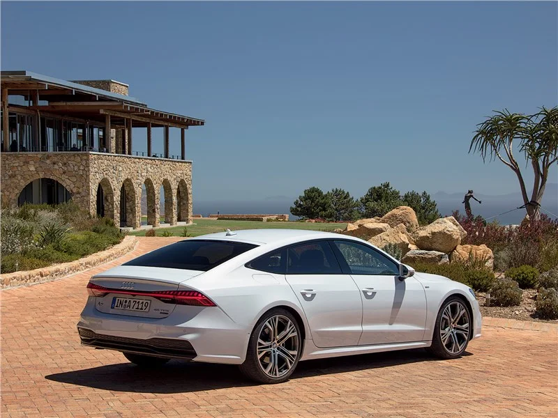 Audi A7 Sportback 2014-2018 — вид сзади