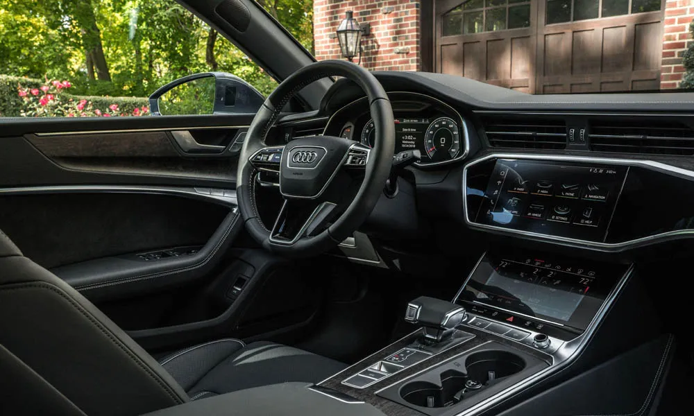 Фото Audi A7 Sportback — интерьер, фото 3. Общий план салона: архитектура панели, консоль и кресла Audi A7 Sportback — интерьер, фото 3
