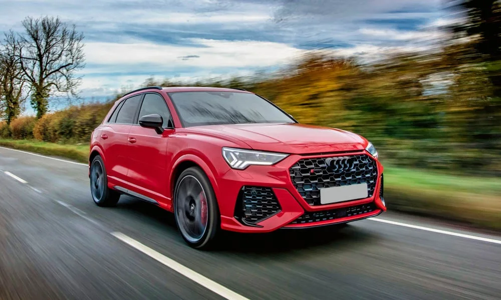Фото Audi RS Q3 (2024) — вид спереди, фото 7. Оптика, решётка и бампер — первое впечатление о модели Audi RS Q3 (2024) — вид спереди, фото 7