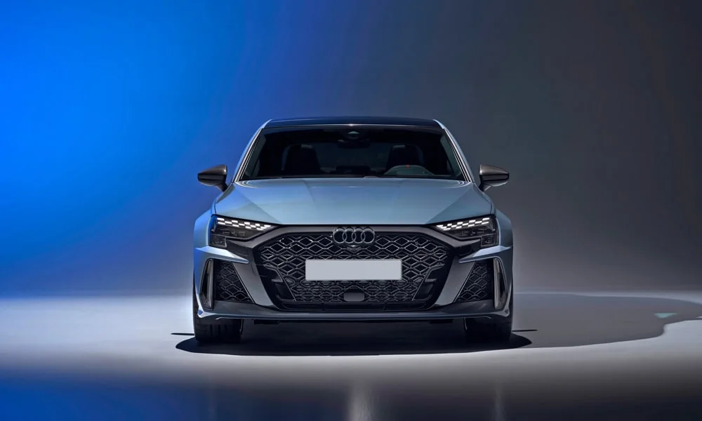 Фото Audi RS3 (2022) — вид спереди, фото 8. Оптика, решётка и бампер — первое впечатление о модели Audi RS3 (2022) — вид спереди, фото 8