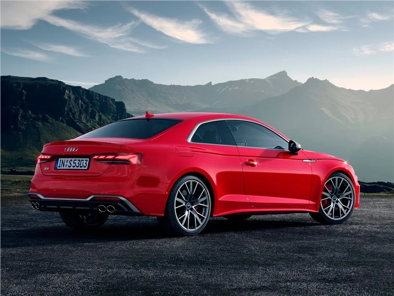 Audi S5 Sportback 2011-2020 — вид сзади