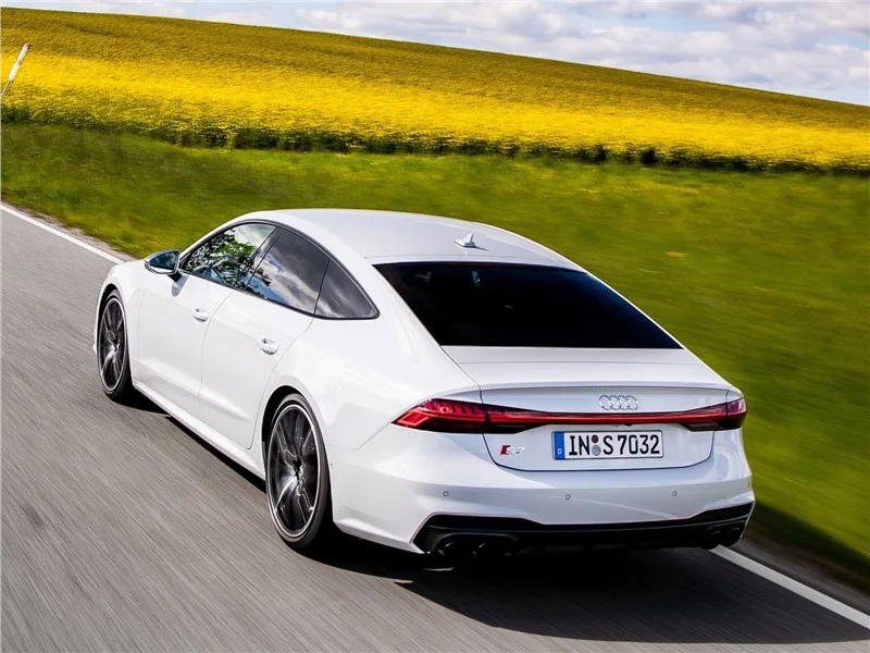 Audi S7 Sportback 2012-2020 — вид сзади