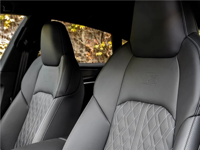 Audi S7 Sportback 2012-2020: сиденья. Audi S7 Sportback 2012-2020 — сиденья