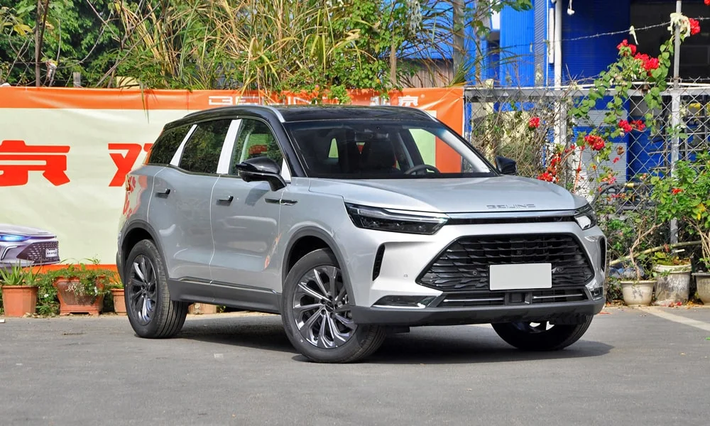 Фото BAIC X7 (2023) — вид спереди, фото 3. Оптика, решётка и бампер — первое впечатление о модели BAIC X7 (2023) — вид спереди, фото 3