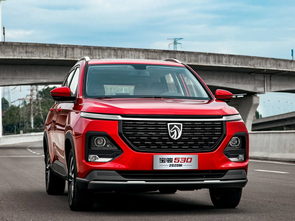 Baojun 530 (2019) — вид спереди, фото 2