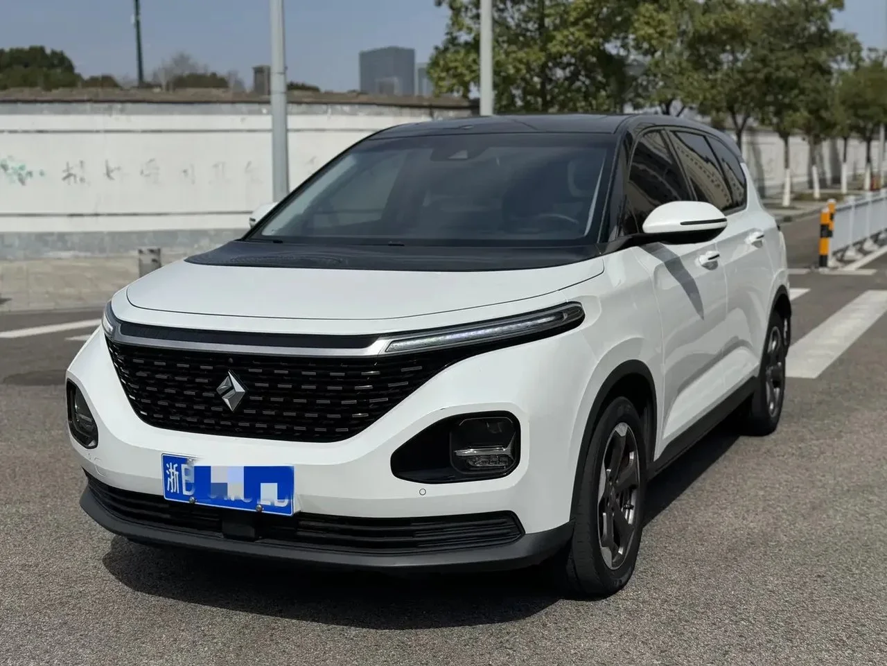 Baojun RM-5