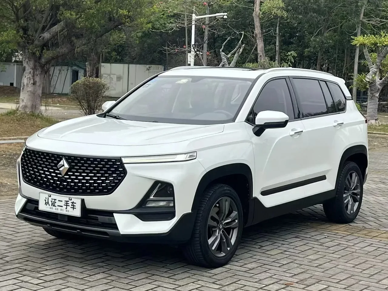 Baojun RS-5