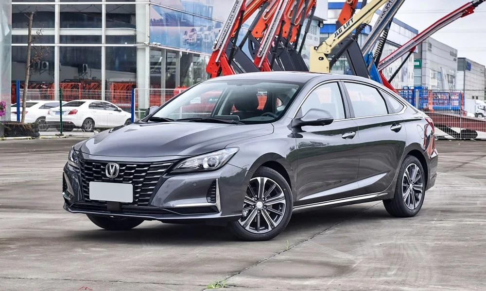 Changan Raeton CC