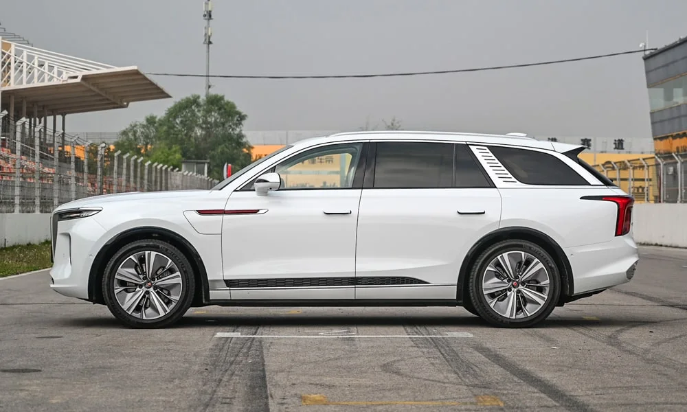 Hongqi E-HS9