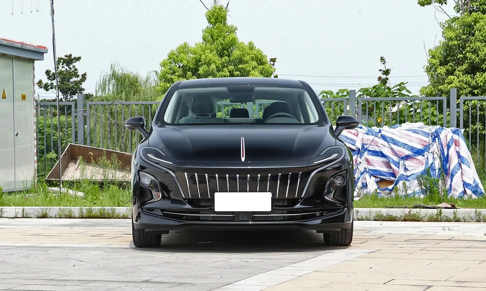 Hongqi E-QM5