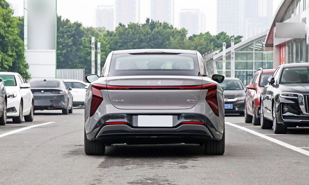 Hongqi EH7