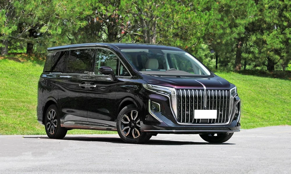 Фото Hongqi HQ9 (2023) — вид спереди, фото 4. Оптика, решётка и бампер — первое впечатление о модели Hongqi HQ9 (2023) — вид спереди, фото 4