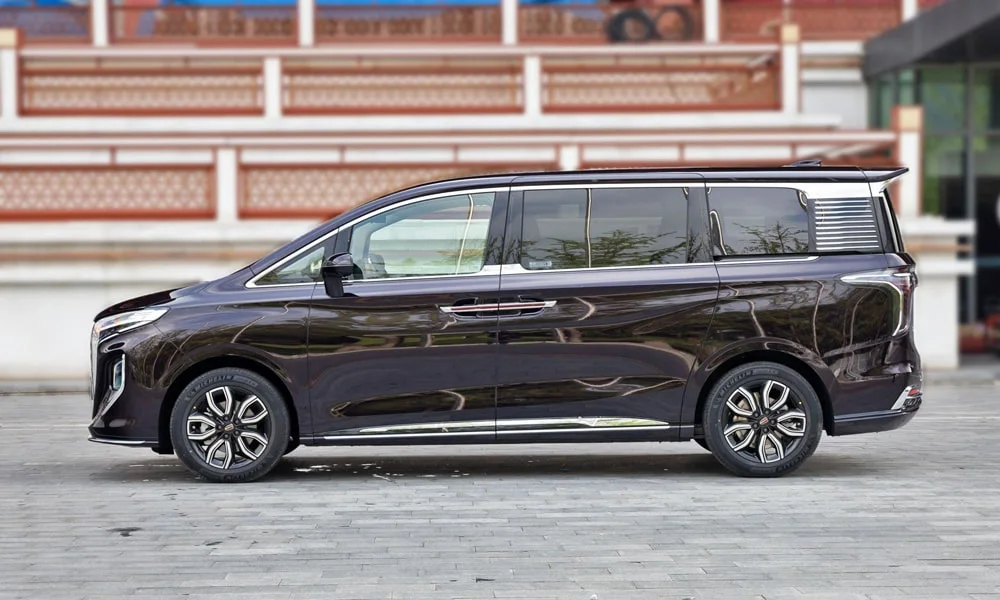 Hongqi HQ9