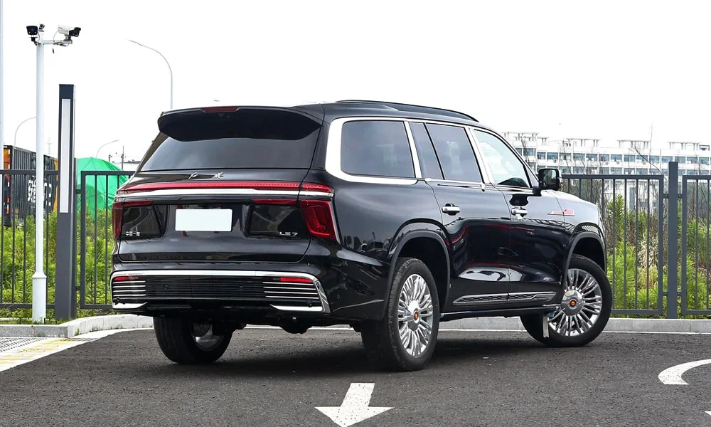 Hongqi LS7 (2024) — вид сзади