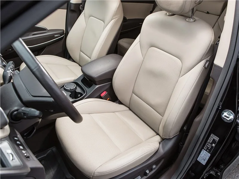 Hyundai Grand Santa Fe 2012-2017: сиденья. Hyundai Grand Santa Fe 2012-2017 — сиденья