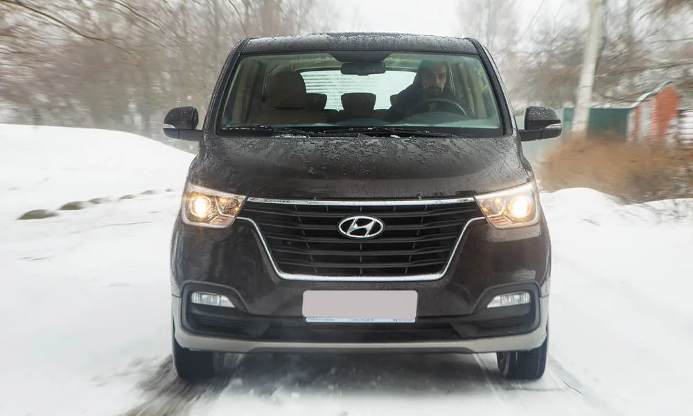 Hyundai H-1