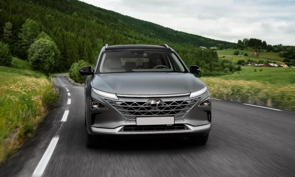 Фото Hyundai NEXO (2024) — вид спереди, фото 8. Анфас: пропорции капота, посадка кузова и графика ходовых огней Hyundai NEXO (2024) — вид спереди, фото 8