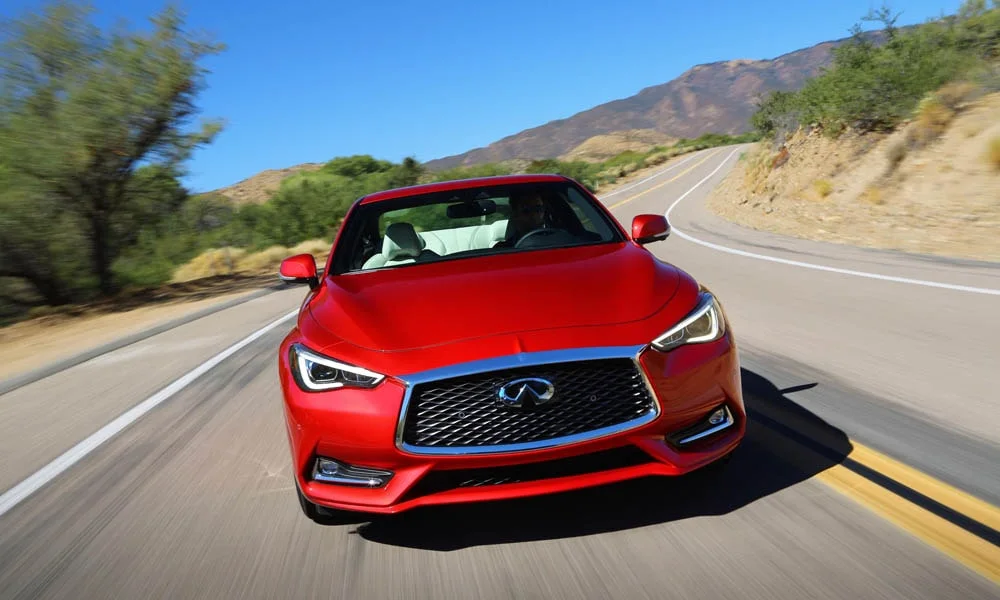 Фото Infiniti Q60 — вид спереди, фото 10. Оптика, решётка и бампер — первое впечатление о модели Infiniti Q60 — вид спереди, фото 10