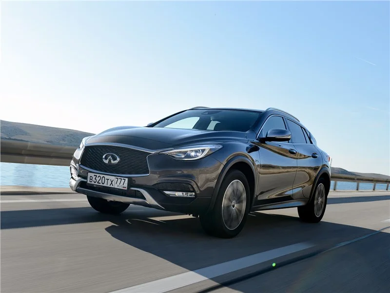 Infiniti Qx30 2016-2019: вид спереди. Infiniti Qx30 2016-2019 — вид спереди
