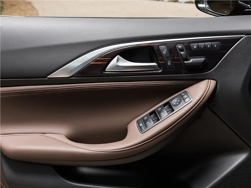 Infiniti Qx30 2016-2019: салон. Infiniti Qx30 2016-2019 — салон