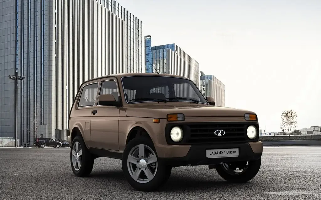 Фото LADA 4x4 Urban 2019-2021 (2021) — внешний вид, фото 4. Общий вид машины снаружи LADA 4x4 Urban 2019-2021 (2021) — внешний вид, фото 4
