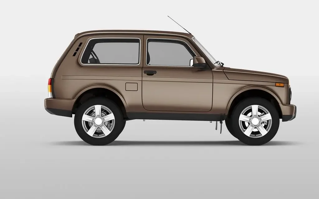 Фото LADA 4x4 Urban 2019-2021 (2021) — вид сбоку. Профиль: длина кузова, линия крыши и посадка на колёсах LADA 4x4 Urban 2019-2021 (2021) — вид сбоку