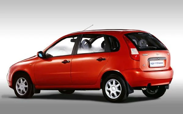 LADA Kalina Sport 2007-2013: вид сзади. LADA Kalina Sport 2007-2013 — вид сзади