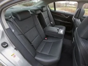 Lexus GS 250 2012-2016: сиденья. Lexus GS 250 2012-2016 — сиденья