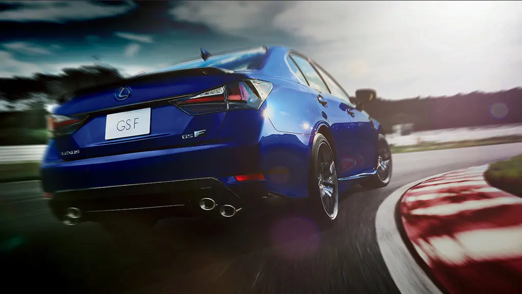 Lexus GS F 2015-2018: вид сзади. Lexus GS F 2015-2018 — вид сзади