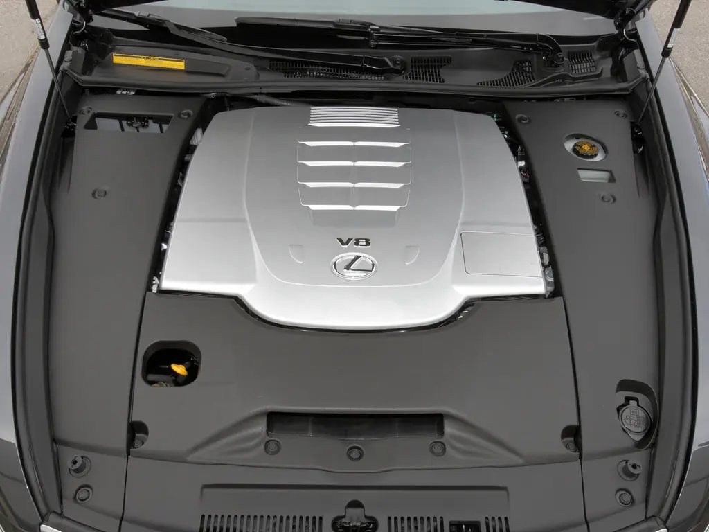 Lexus LS 460 2009-2013: багажник. Lexus LS 460 2009-2013 — багажник