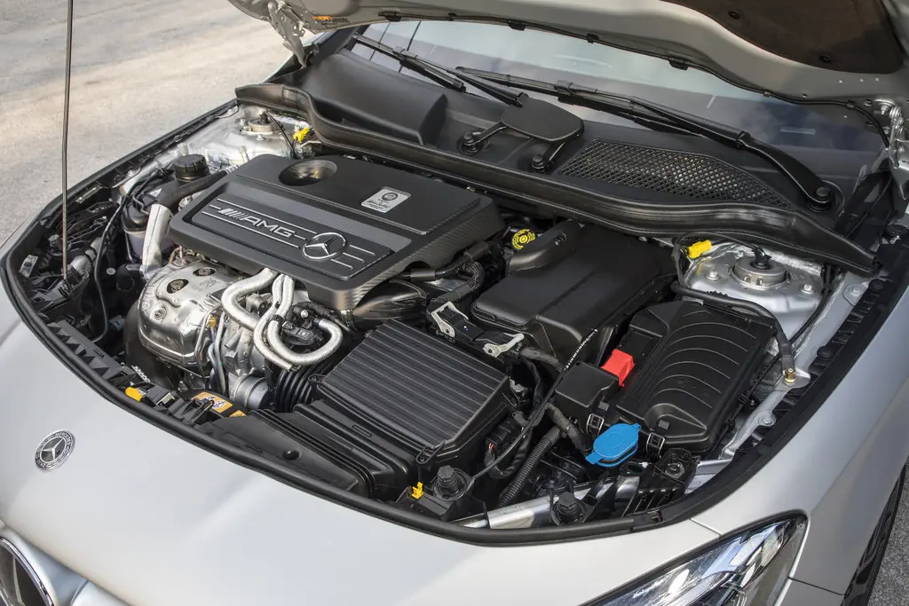 Mercedes-Benz CLA 2016-2023: багажник. Mercedes-Benz CLA 2016-2023 — багажник